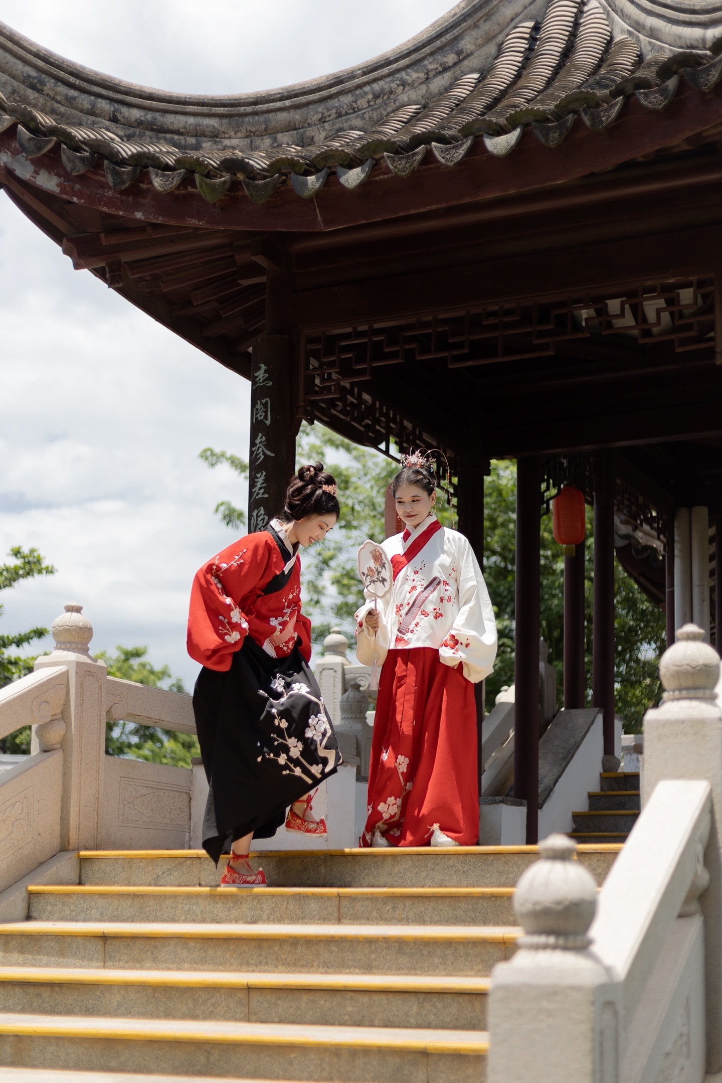 在海南的夏天拍汉服冬装是一种什么体验 出镜 客妹妆造 摄影 美图社区 美图秀秀