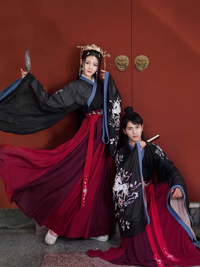 “情侣汉服”的图片搜索结果