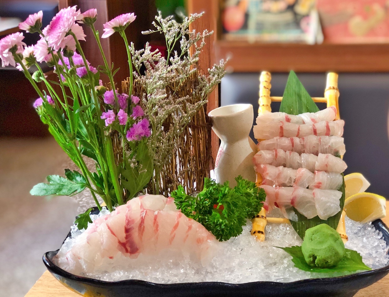 鲷鱼刺身口感很q弹但是不知道我吃为啥塞牙三文鱼手卷芒果三文鱼 美图社区 美图秀秀