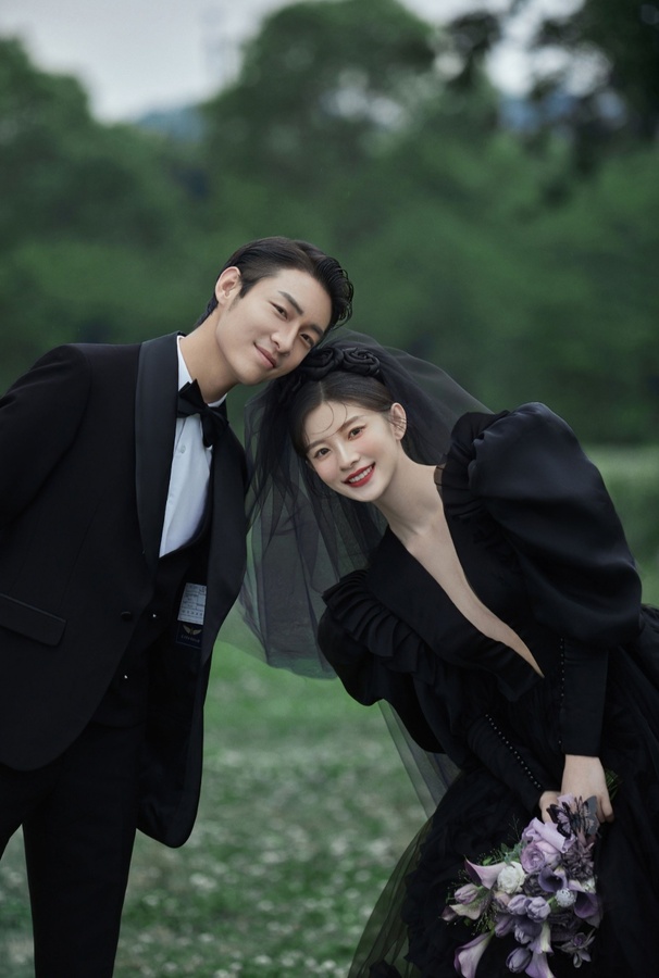 爱一个人的感觉 大概就是听别人讨论爱情🌹🍒我只想起你💑-美图社区-美图秀秀