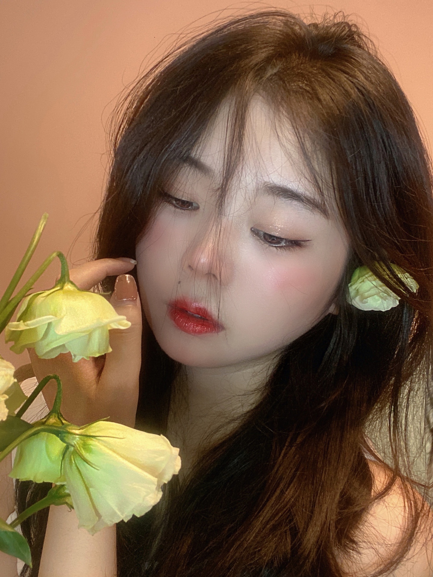 永远热爱鲜花 用手机前置放大拍摄 把花束用花瓶插好 露出花 美图社区 美图秀秀